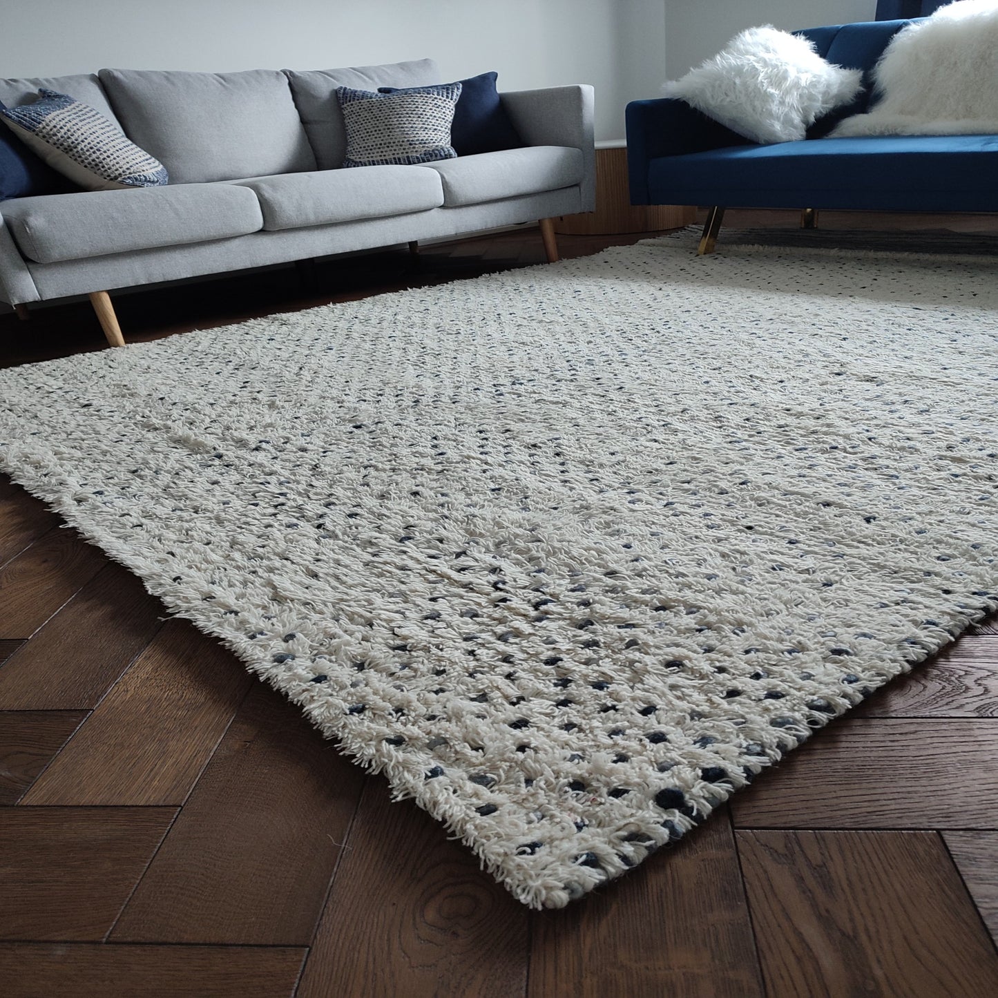 Hand Woven Wool Rug XL 200 x 290cm Ivory with Blue Dots