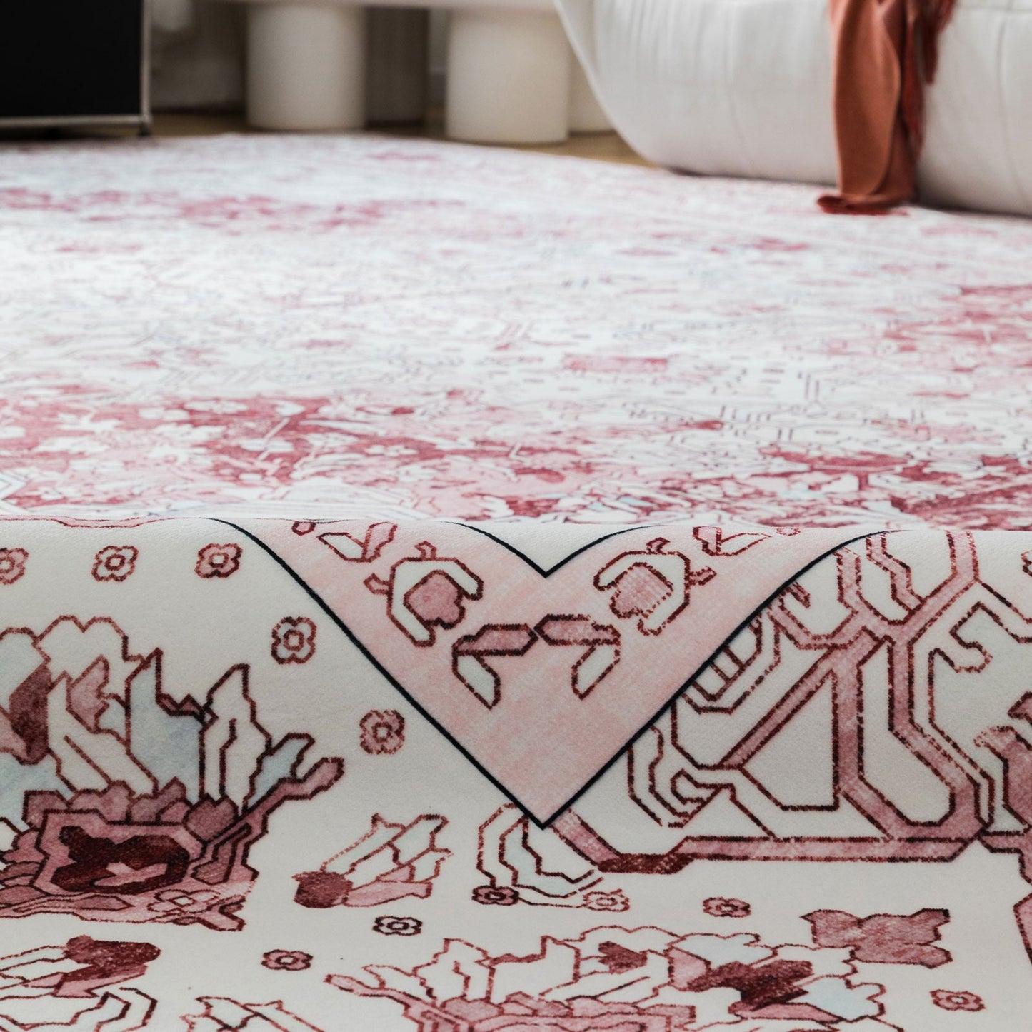 Royal Antique Persian Vintage Design Pink Rug Machine Washable